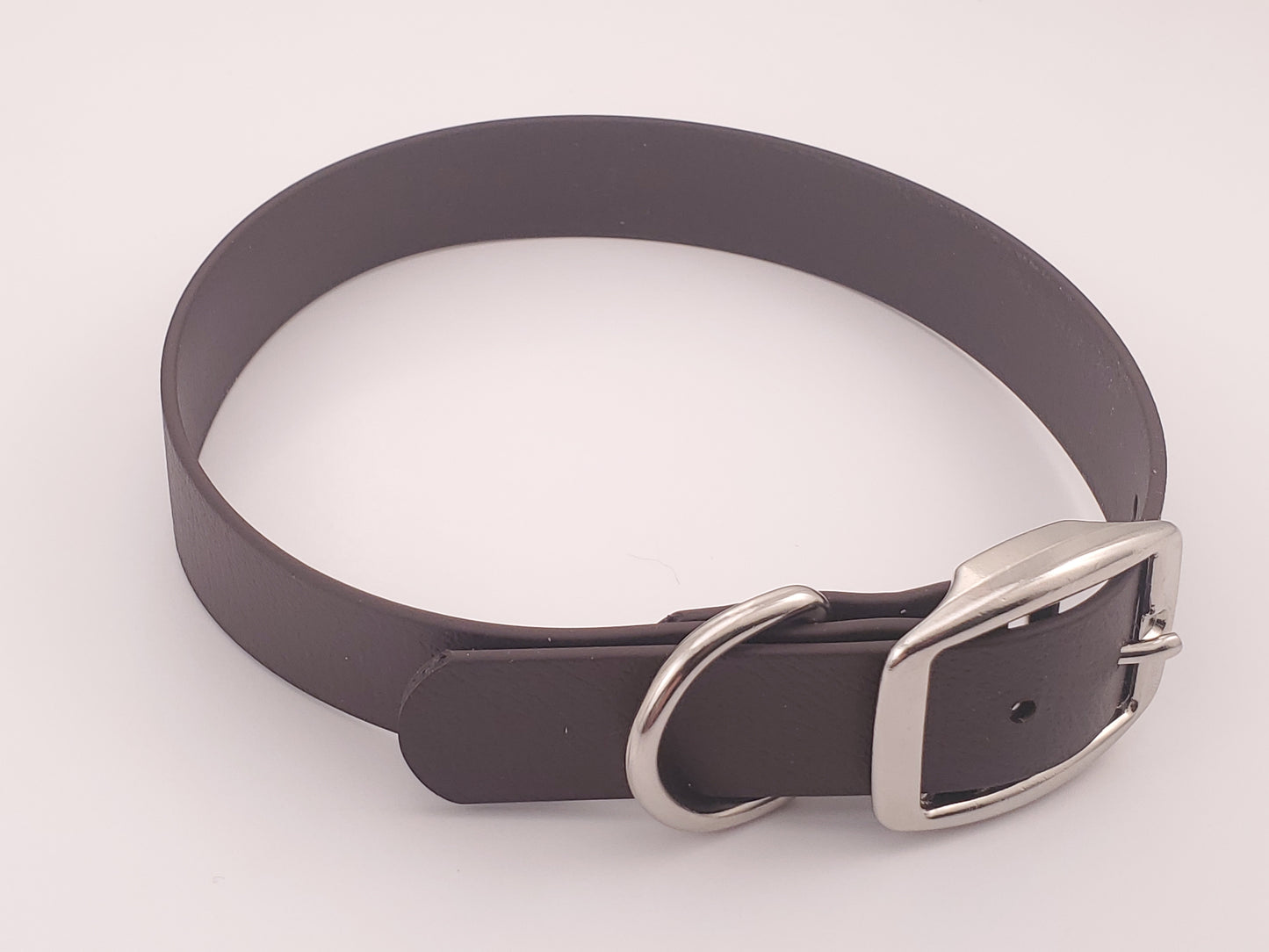 Brown 1" Solid Buckle Collar