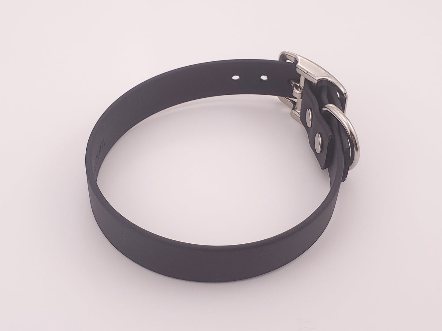 Black 3/4" Solid Buckle Collar