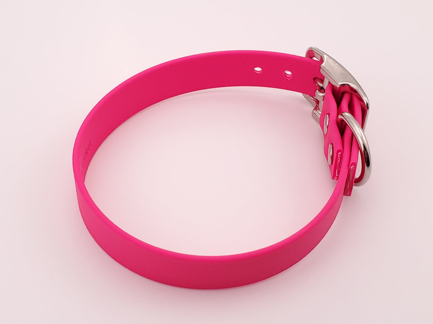 12.5" Pink Solid Buckle Collar